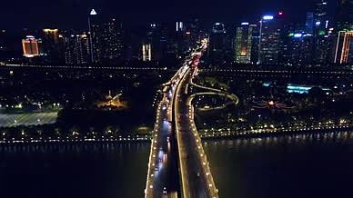 广州大桥城市夜景交通车流视频的预览图